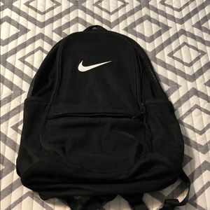 black nike mesh backpack—perfect condition!!